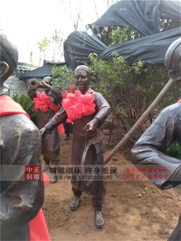 大型娶親銅雕塑.jpg 大型娶親銅雕塑.jpg