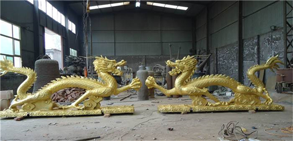 雙龍戲珠玻璃鋼雕塑.jpg 雙龍戲珠玻璃鋼雕塑.jpg