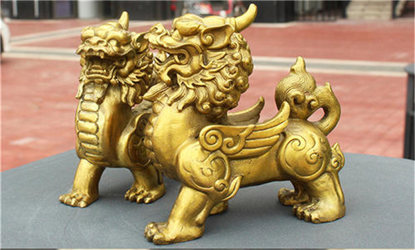 招財銅貔貅雕塑.jpg 招財銅貔貅雕塑.jpg