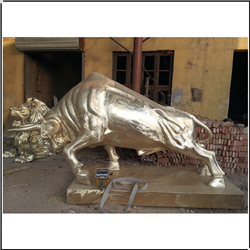 鑄黃銅拓荒牛雕塑 鑄黃銅拓荒牛雕塑