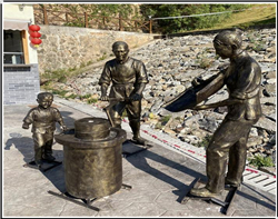 鑄銅關公 磨豆子人物銅雕塑