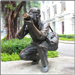 鑄銅關(guān)公 接頭拍照攝影師人物雕塑