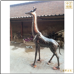 鑄銅關公 小型長頸鹿雕塑