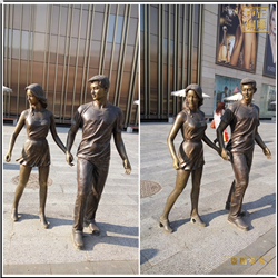 鑄銅關公 商場門前情侶拉手銅雕塑