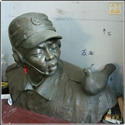 鑄銅關公 現代人物銅雕塑廠家