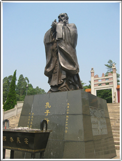 孔子的雕像 孔子的雕像